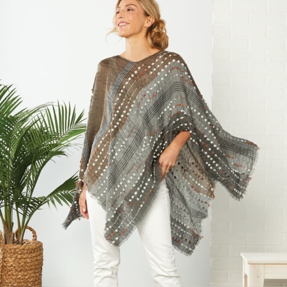 Demdaco Puff Textured Poncho - Picture 1 of 8